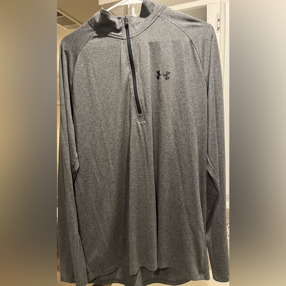 XL mens under armor 3/4 zip